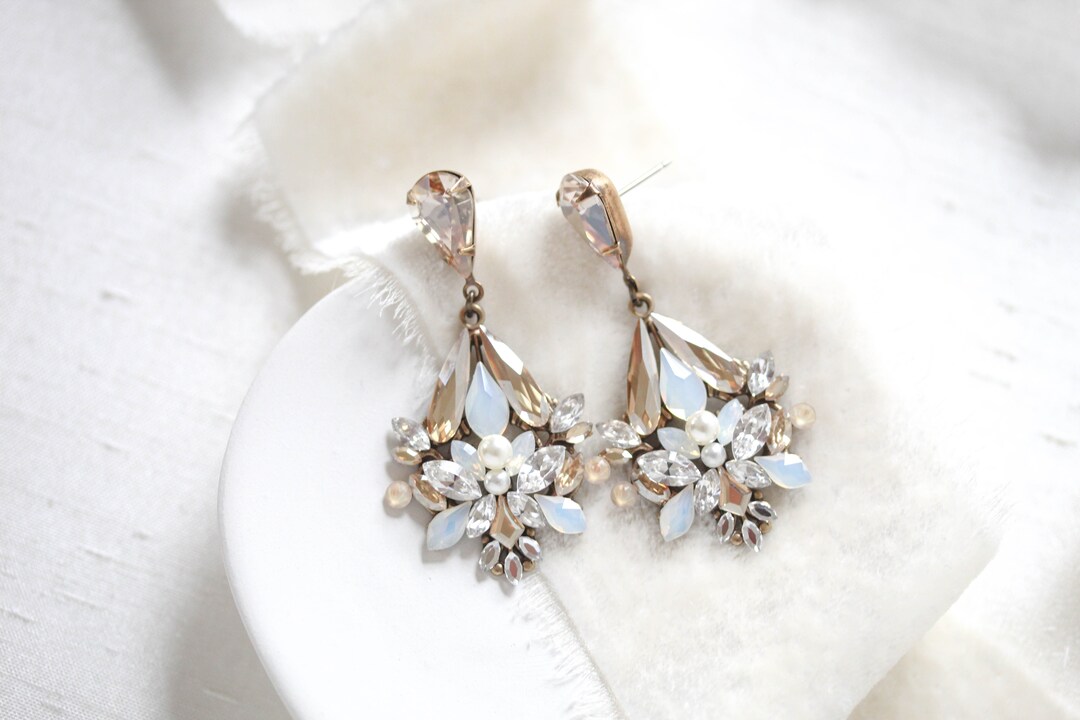 Unique Old Style Earrings Antique Gold Vintage Style Earrings For